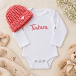 Darilni set za dojenčka bodi in kapa